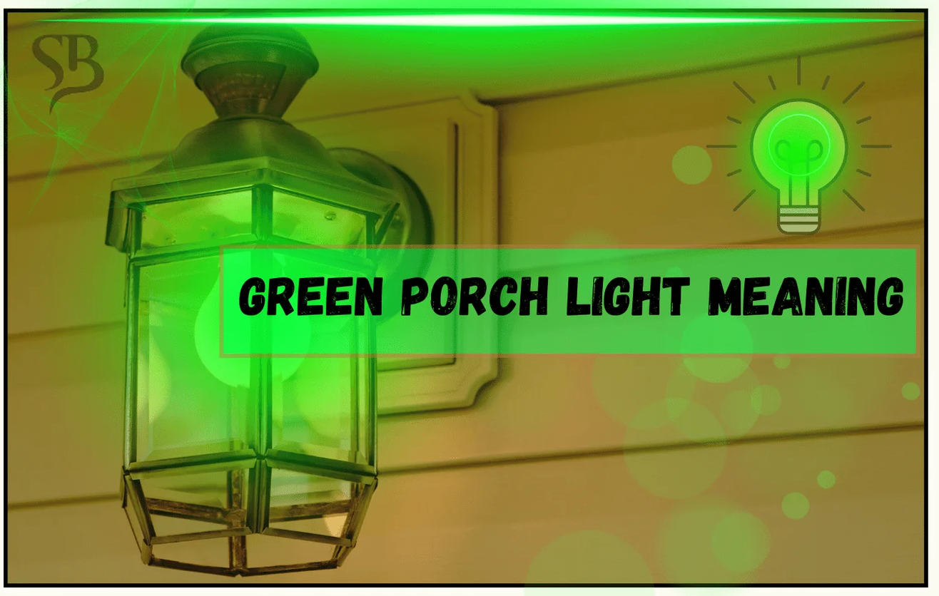 Gree­n Porch Light